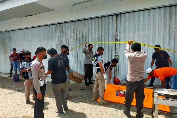 Mayat Mr X Ditemukan di Teras Toko, Polisi Beri Penjelasan Begini - JPNN.COM