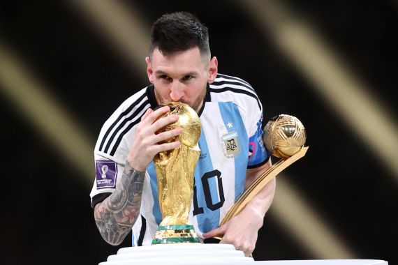 Messi Pilih Liburan Ketimbang ke Indonesia, Instagram La Pulga Diserbu Netizen - JPNN.COM