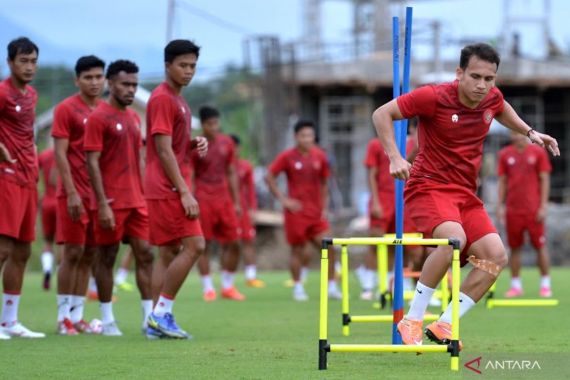 Indonesia vs Kamboja, Shin Tae Yong Pantang Anggap Remeh Lawan - JPNN.COM