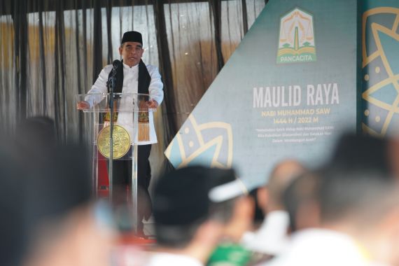 Hadiri Maulid Raya, Muzani Gerindra Singgung Sumbangan Masyarakat Aceh untuk Negara - JPNN.COM