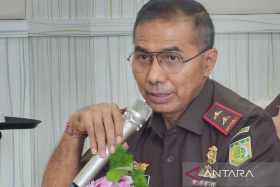 Kajati Jateng Jatuhkan Sanksi Kepada 3 Jaksa Sepanjang Tahun Ini - JPNN.COM