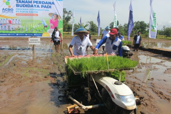 Perluas Agrosolution, Pupuk Kaltim Targetkan Perluasan Lahan di Seluruh Kecamatan Ponorogo - JPNN.COM
