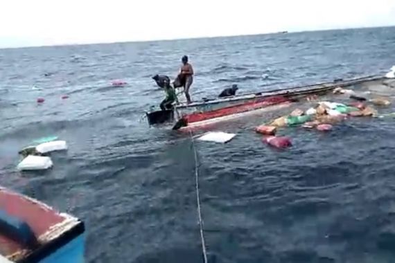 Kapal Tenggelam di Kepulauan Seribu, Korban dalam Pencarian - JPNN.COM