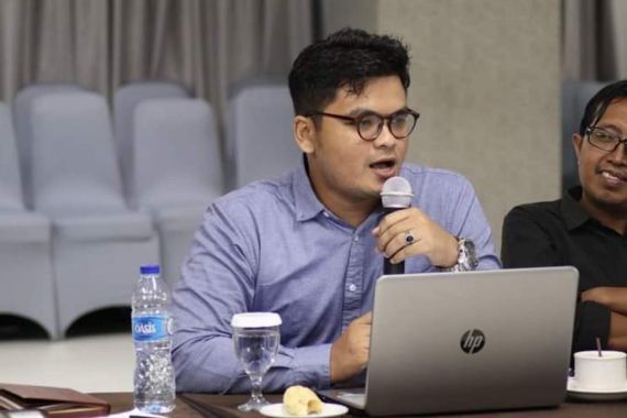 Analisis Arifki Chaniago Tentang Peluang dan Tantangan PDIP Bergabung dengan KIB - JPNN.COM