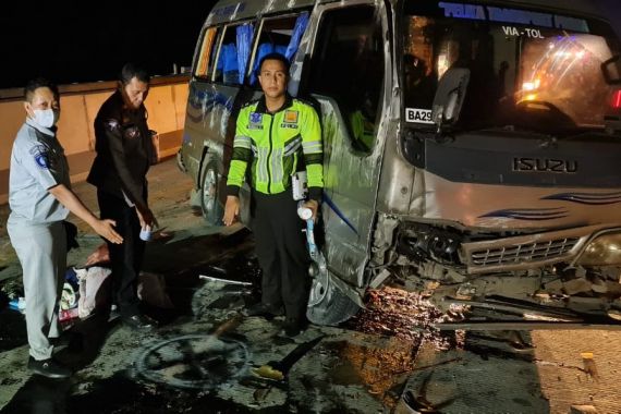 Kecelakaan Maut di Tol Pekanbaru-Bangkinang, Satu Orang Tewas - JPNN.COM