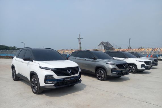 Wuling Almaz Hybrid Menjadi Mobil Paling Kesohor di Internet - JPNN.COM