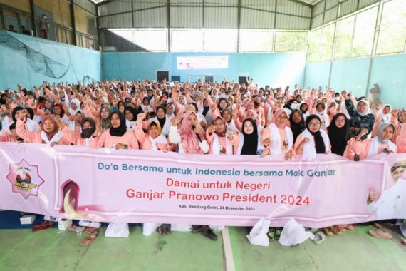 Mak Ganjar Sosialisasikan Program Pencegahan Stunting di Bandung Barat - JPNN.COM