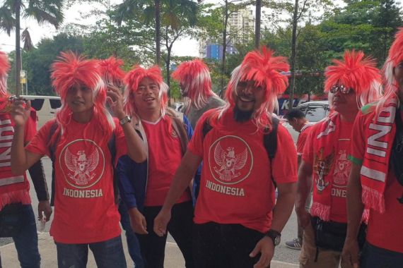 Brunei vs Timnas Indonesia: Cara Unik Suporter Garuda Beri Dukungan, Berharap Masuk TV - JPNN.COM