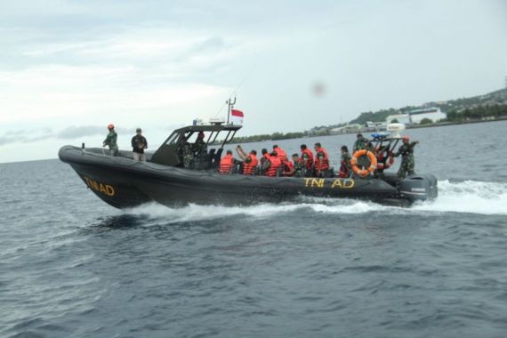 Korem 152/Baabullah Uji Coba 2 Perahu Cepat yang Dilengkapi Peralatan Modern - JPNN.COM