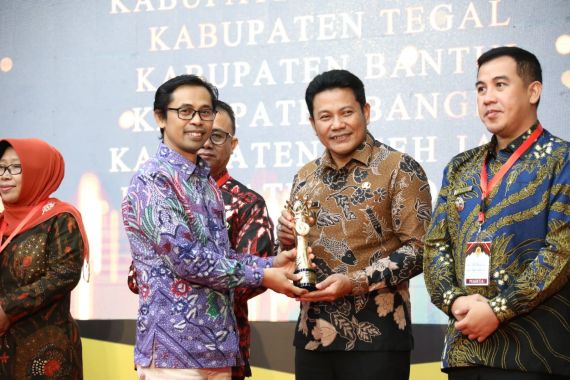 Hebat, Sidoarjo Raih Penghargaan IGA 2022 Kategori Kabupaten Sangat Inovatif - JPNN.COM