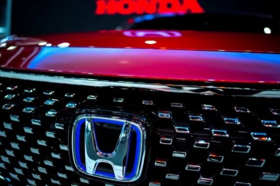 Penjualan Merosot, Honda Pangkas Produksi Mobilnya - JPNN.COM