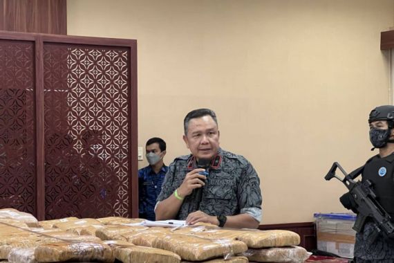 223 Kg Ganja Dikirim dari Aceh ke Depok - JPNN.COM