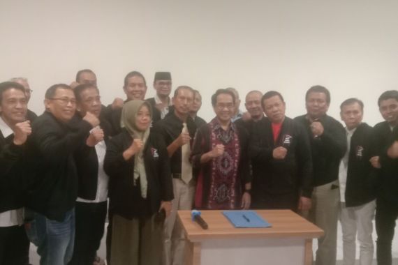 Rektor Unhas Deklarasikan Diri Maju Jadi Ketua Pelti Sulsel - JPNN.COM