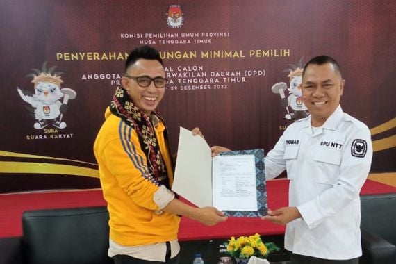 Alumnus PMKRI Cabang Kupang Ini Resmi Mendaftar Jadi Bakal Calon Anggota DPD RI Dapil NTT - JPNN.COM