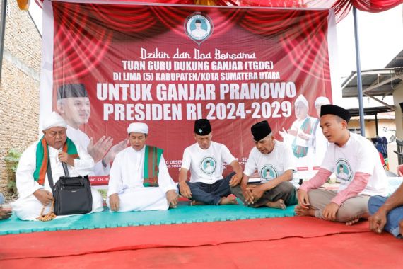 Tuan Guru Dukung Ganjar Gelar Doa dan Zikir Bersama Warga Medan - JPNN.COM