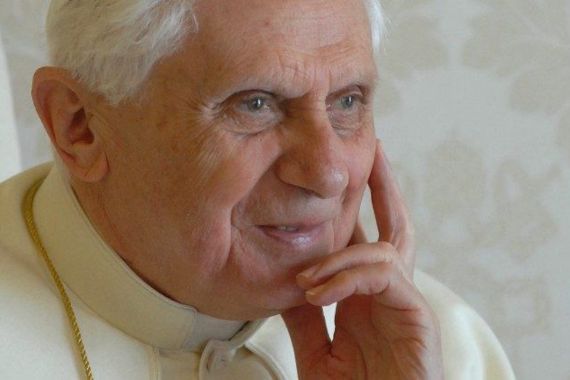 Kabar Duka dari Vatikan, Paus Emeritus Benediktus XVI Meninggal Dunia - JPNN.COM