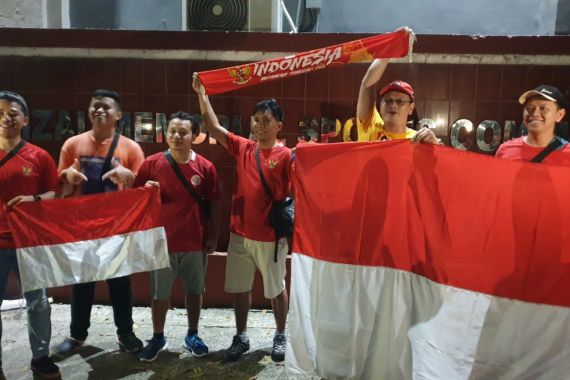 Filipina vs Indonesia: Suporter Indonesia Datang, Berharap Timnas Menang 5-0 - JPNN.COM