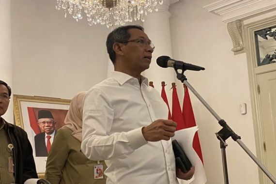 KTT ASEAN Bakal Digelar di Jakarta, Gubernur Heru Budi Lakukan Perbaikan Jalan - JPNN.COM
