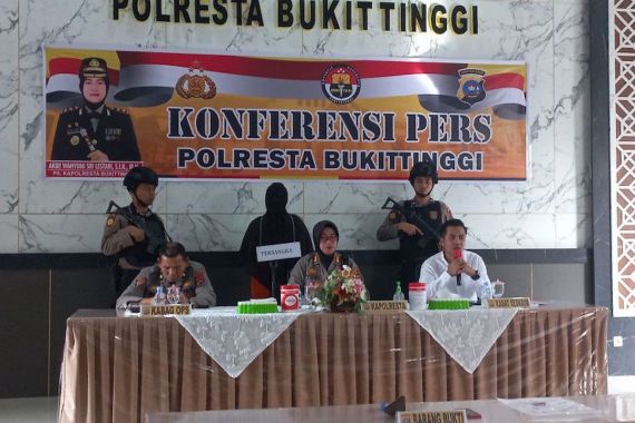 Penganiaya Ketua Relawan Rumah Gadang Anies Baswedan Ditangkap Polisi, Ternyata - JPNN.COM
