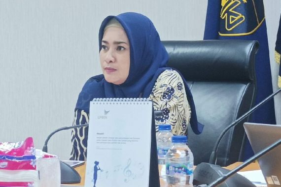Ikke Nurjanah Prihatin Ada Pedangdut Diraba Oknum Pejabat Saat di Panggung - JPNN.COM
