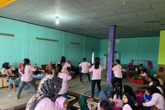 Srikandi Ganjar Lampung Melestarikan Karawitan Bersama Sanggar Maruta - JPNN.COM