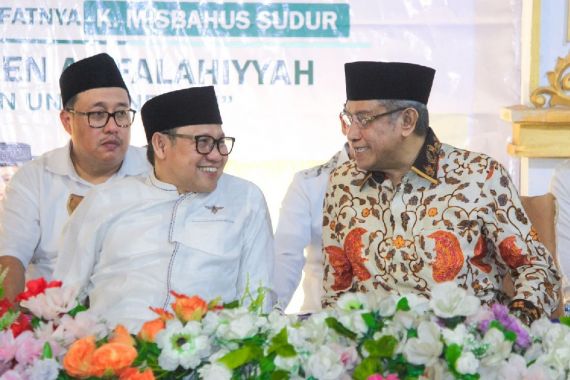 Didampingi Kiai Said, Gus Muhaimin Hadiri Haul Ulama di Sleman - JPNN.COM