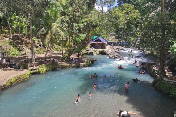 Sungai Are, Wisata Alam Desa Sesaot Mirip Aare di Swiss - JPNN.COM