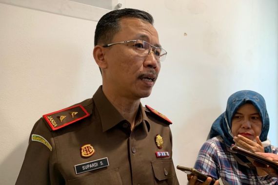 Eks Rektor UIN Suska Mengaku Setor Duit kepada Jaksa, Kajati Riau Bilang Begini - JPNN.COM