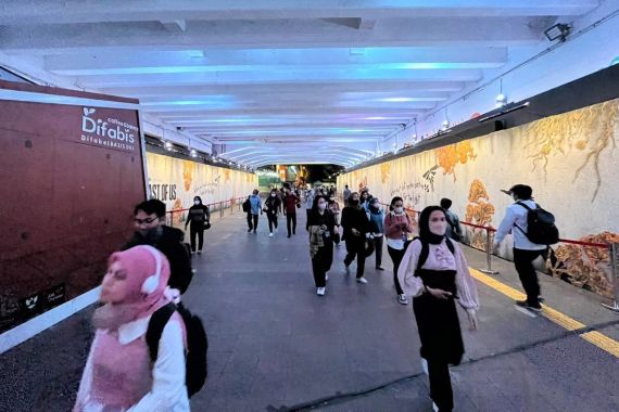JXB Ajak Seniman Hadirkan Instalasi Kreatif di Terowongan Kendal - JPNN.COM