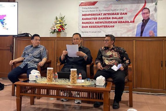 Ary Ginanjar Ajak Warga Bandung Gelorakan Semangat Manuk Dadali - JPNN.COM