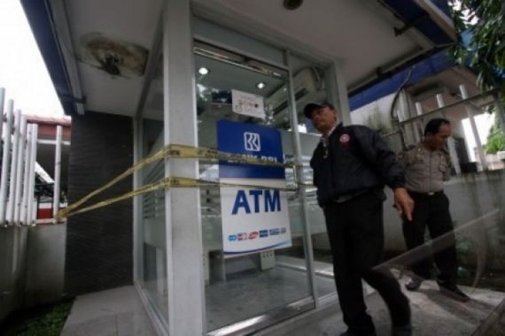 2 Pembobol Mesin ATM Ditangkap Polisi di Kawasan Kota Tua - JPNN.COM