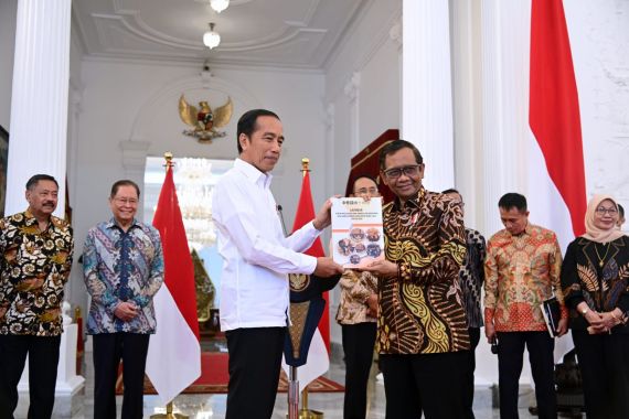 Presiden Jokowi: Dengan Kepala Jernih, Negara Mengakui Terjadi Pelanggaran HAM Berat - JPNN.COM