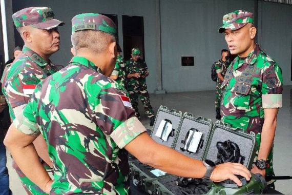 Brigjen TNI Sembiring Perintahkan Anggota Kejar dan Tangkap 2 Pimpinan KKB - JPNN.COM