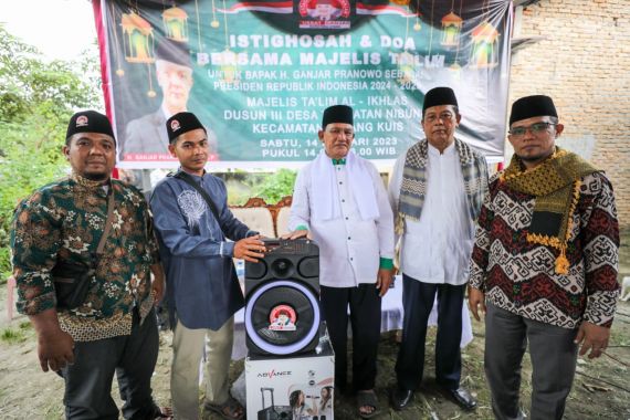 Begini Upaya Usbat Ganjar Menyejahterakan Majelis Taklim di Deli Serdang - JPNN.COM