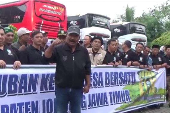 Minta Perpanjangan Masa Jabatan Jadi 9 Tahun, Ratusan Kades Demo ke Jakarta - JPNN.COM