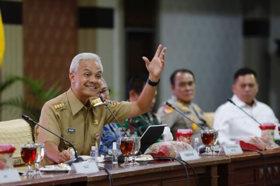 Strategi Jitu Ganjar Pranowo Entaskan Kemiskinan di Jateng - JPNN.COM