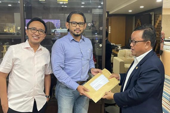 Soal Penerbitan IPPKH Sepihak, PT WIKI Mengadu ke Komisi VII DPR - JPNN.COM