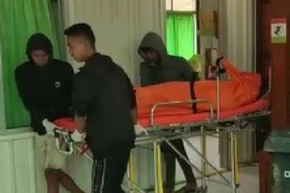 KKB Tembaki TNI-Polri Saat Mengevakuasi Korban Penembakan - JPNN.COM