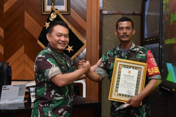 Kisahnya Viral, Kopka Azmiadi Dipanggil KSAD Jenderal Dudung - JPNN.COM