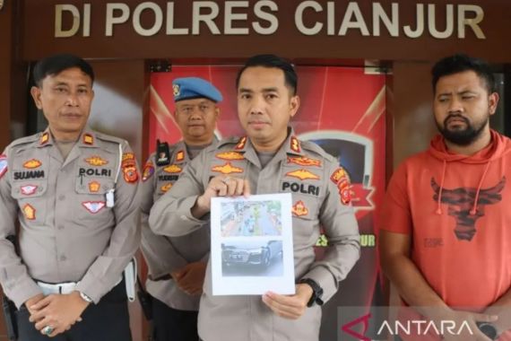 Sedan Mewah Tabrak Mahasiswi di Cianjur, Polisi Langsung Memburu, Siap-Siap - JPNN.COM