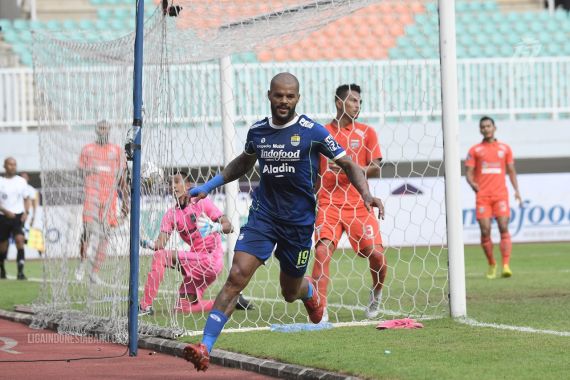 Persib Taklukkan Borneo FC 1-0, Catat 3 Kemenangan Beruntun - JPNN.COM