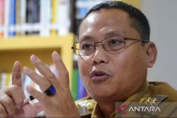 Bupati Gorontalo Utara Ikuti Jejak Ridwan Kamil Gabung ke Partai Golkar - JPNN.COM