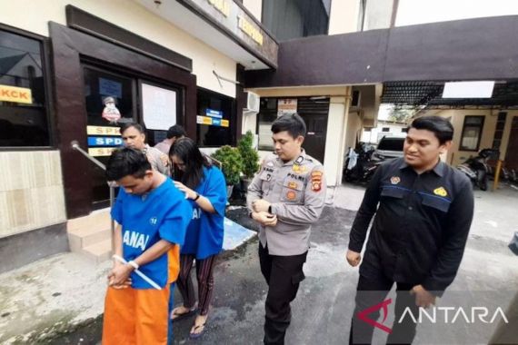 Polisi Menjebloskan Sejoli Tersangka Pencurian di Gorontalo ke Tahanan - JPNN.COM