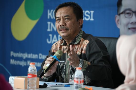 Kepala BSKDN Kemendagri Minta Ekosistem Inovasi Jabar Ditingkatkan - JPNN.COM