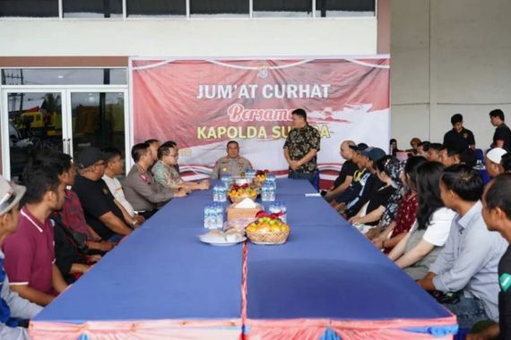 Masyarakat hingga Presiden Jokowi Apresiasi Jumat Curhat Kapolri - JPNN.COM