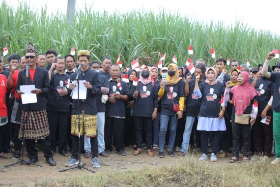 Dorong Kedaulatan Pangan, Petebu Pendukung Ganjar Gandeng Petani di Lampung Tengah - JPNN.COM