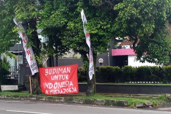 Baliho Budiman Sudjatmiko untuk Indonesia Muncul di Yogyakarta - JPNN.COM