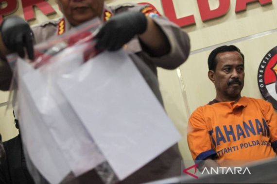 Akhirnya Terkuak Motif Eks Wali Kota Blitar Rampok Rumdin Santoso - JPNN.COM