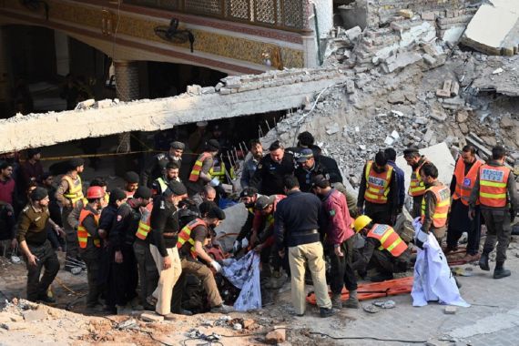 Korban Tewas Bom Masjid Pakistan Makin Banyak, Taliban Akhirnya Bersuara - JPNN.COM