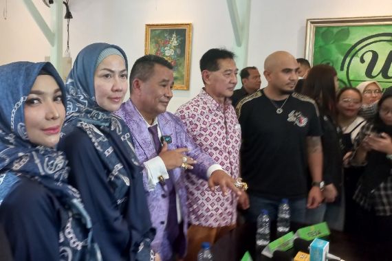 Venna Melinda Ungkap Kapan Pertama Kali Alami KDRT, Oh Ternyata - JPNN.COM